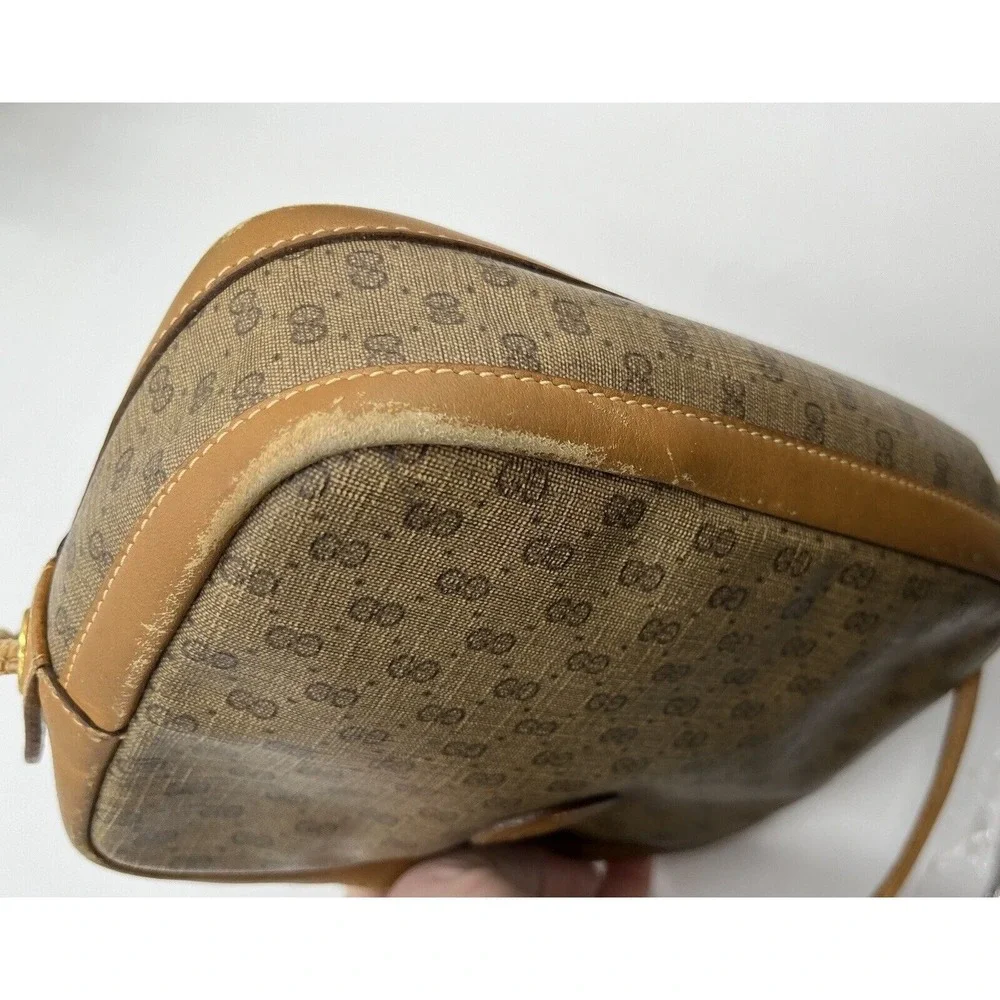 GUCCI Vintage Micro GG Tan Brown Canvas Shoulder Bag PVC‎ Leather Crossbody